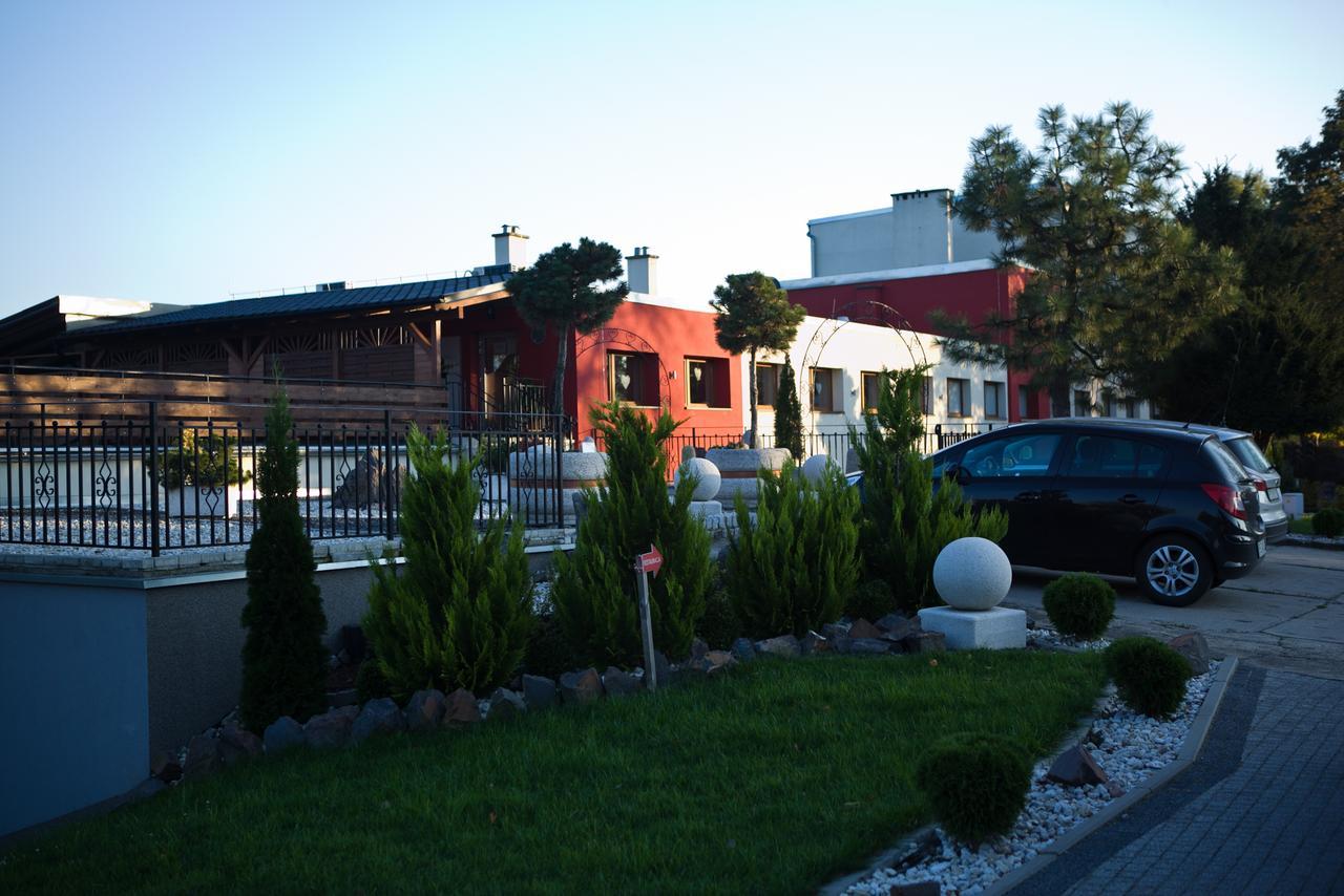 Hotel Olimp Prudnik Exterior photo
