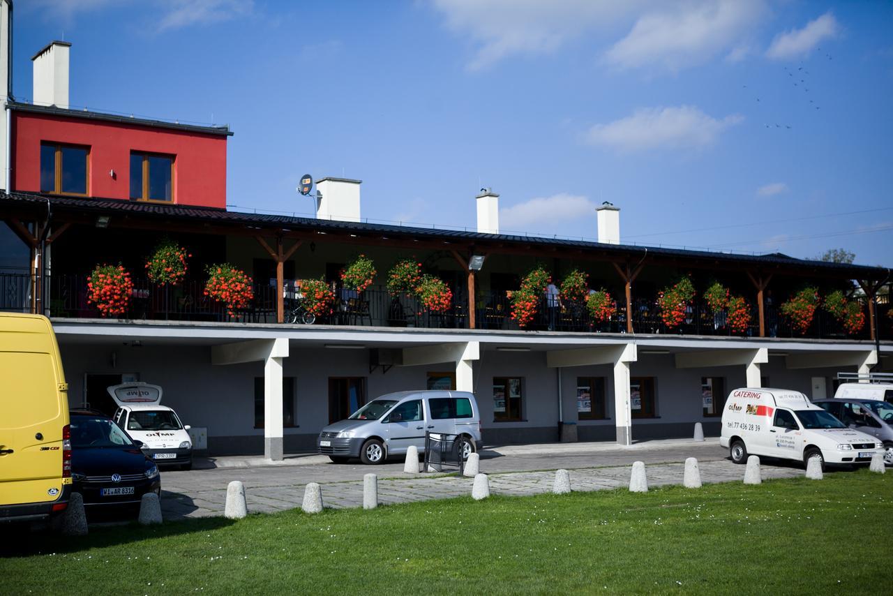 Hotel Olimp Prudnik Exterior photo