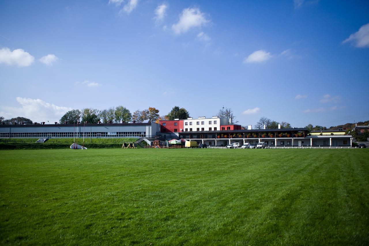 Hotel Olimp Prudnik Exterior photo